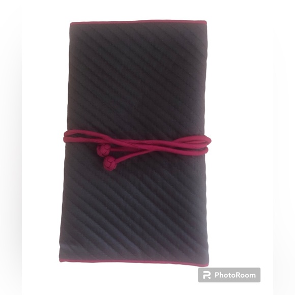 Jewelry Bags. NEW! Set of three. Hand woven. Pure silk. - Picture 2 of 8